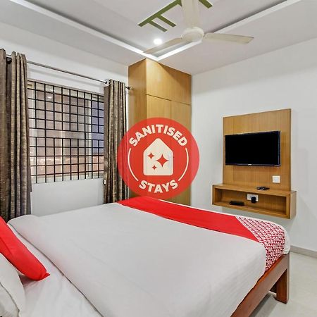 Vaccinated Staff- OYO 28303 Yesh Comforts Hotel Madikeri Exterior foto